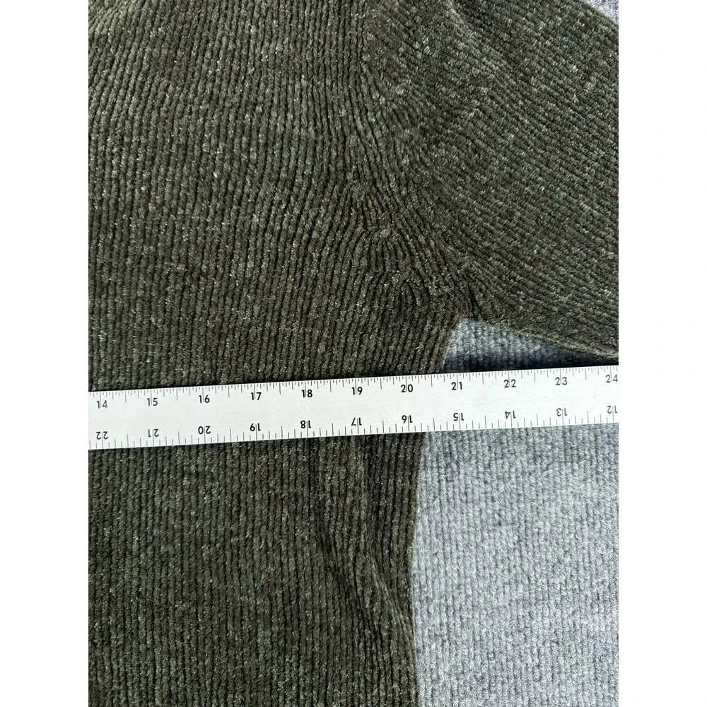White Stag Women's Large Olive‎ Green V-Neck Sweater - Cottage, Boho, Fall, Cozy